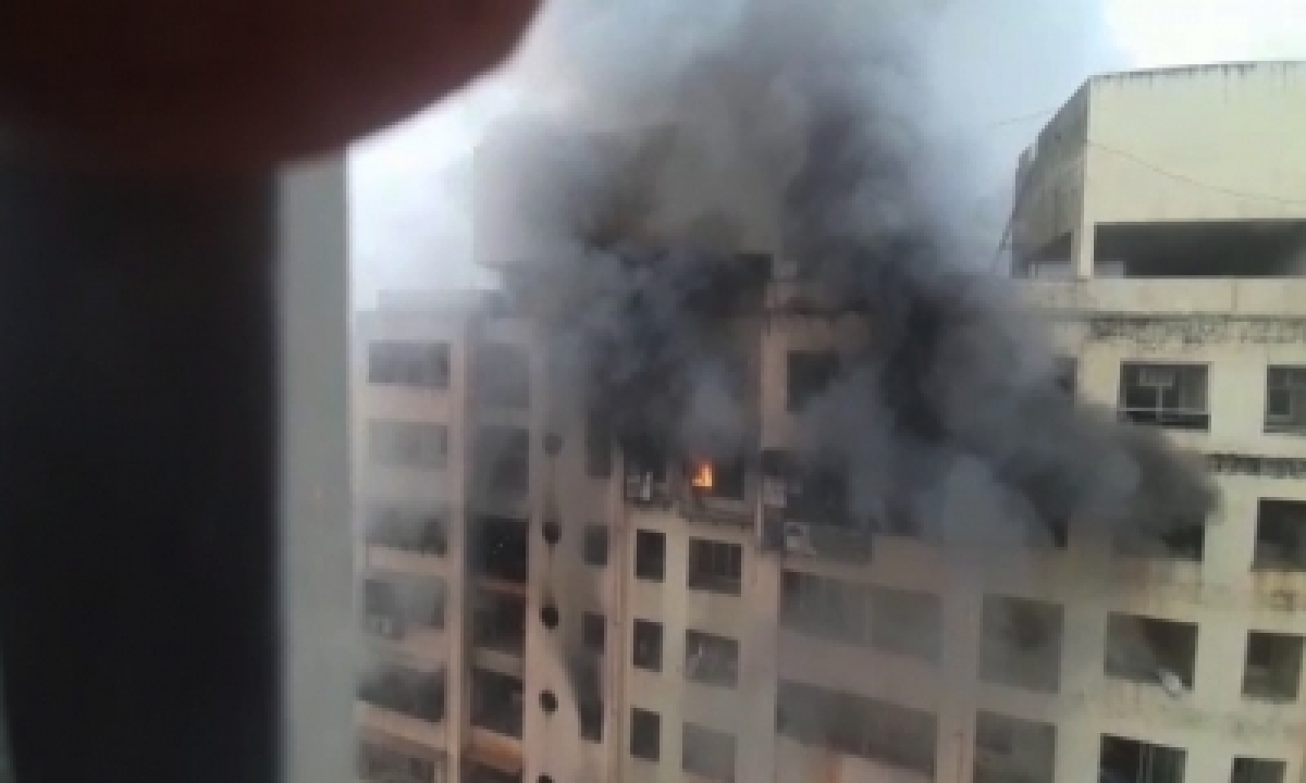  6 Dead, 23 Injured In Mumbai Building Blaze (ld) #mumbai #blaze-TeluguStop.com