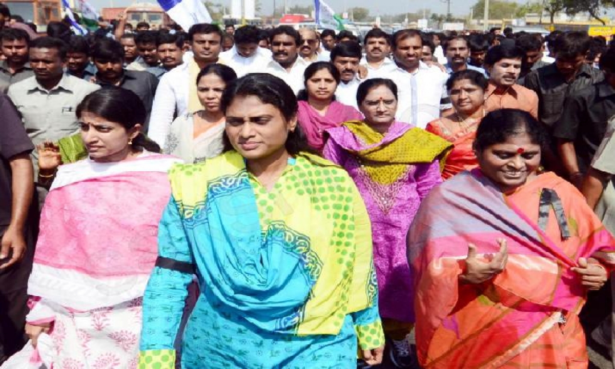 YS Sharmila To Initiate Walkathon On October 18 From Chevella - Telugu  Telangana News Trs Govt Ys Padayatra Walkathon-Telugu Trending Latest  Updates-TeluguStop