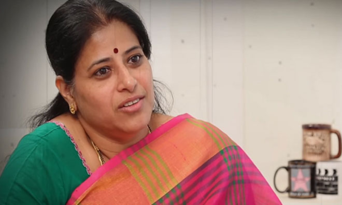  Actress Sudha Shocking Comments About Husband And Son Details, Actress Sudha, Actress Sudha Comments, Husband And Son , Actress Sudha Struggles, Mother Roles-TeluguStop.com