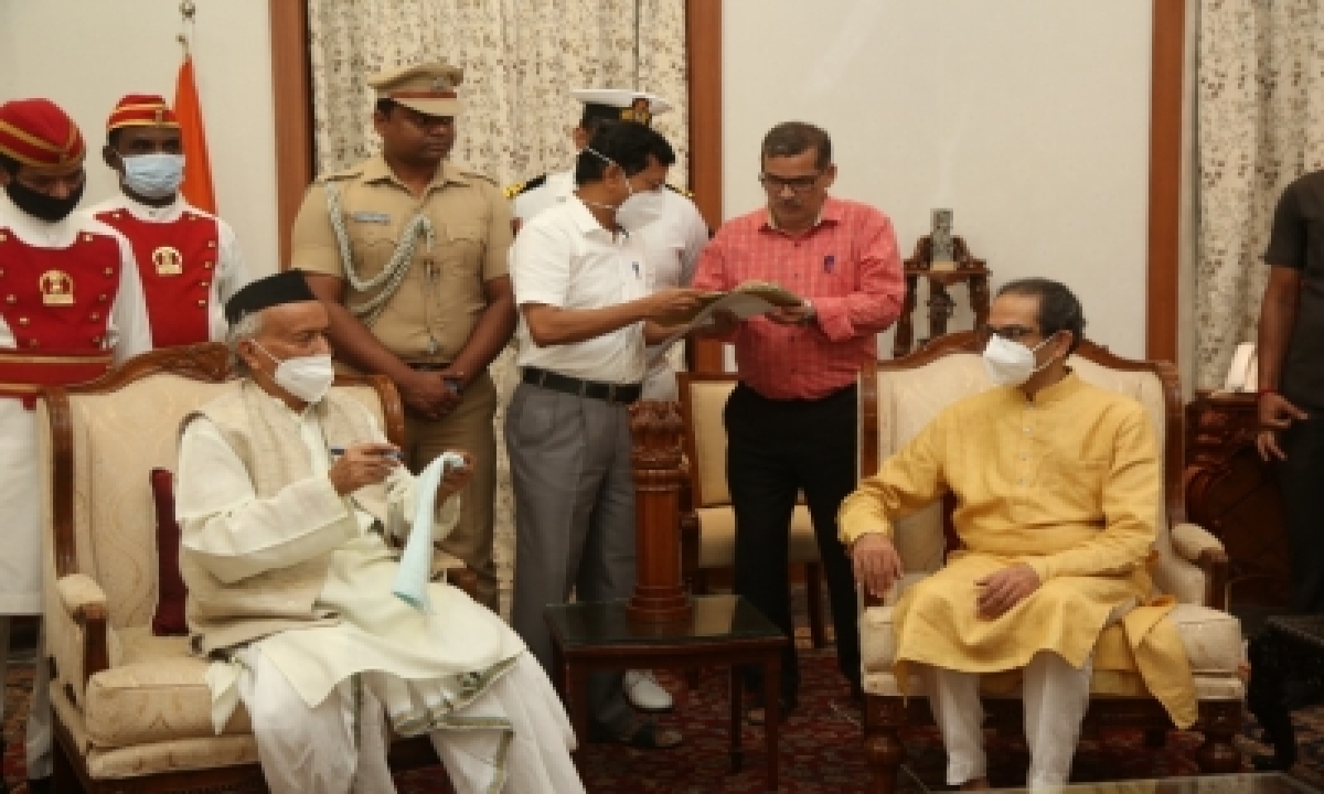  Cm Thackeray Submits Resignation To Governor-TeluguStop.com