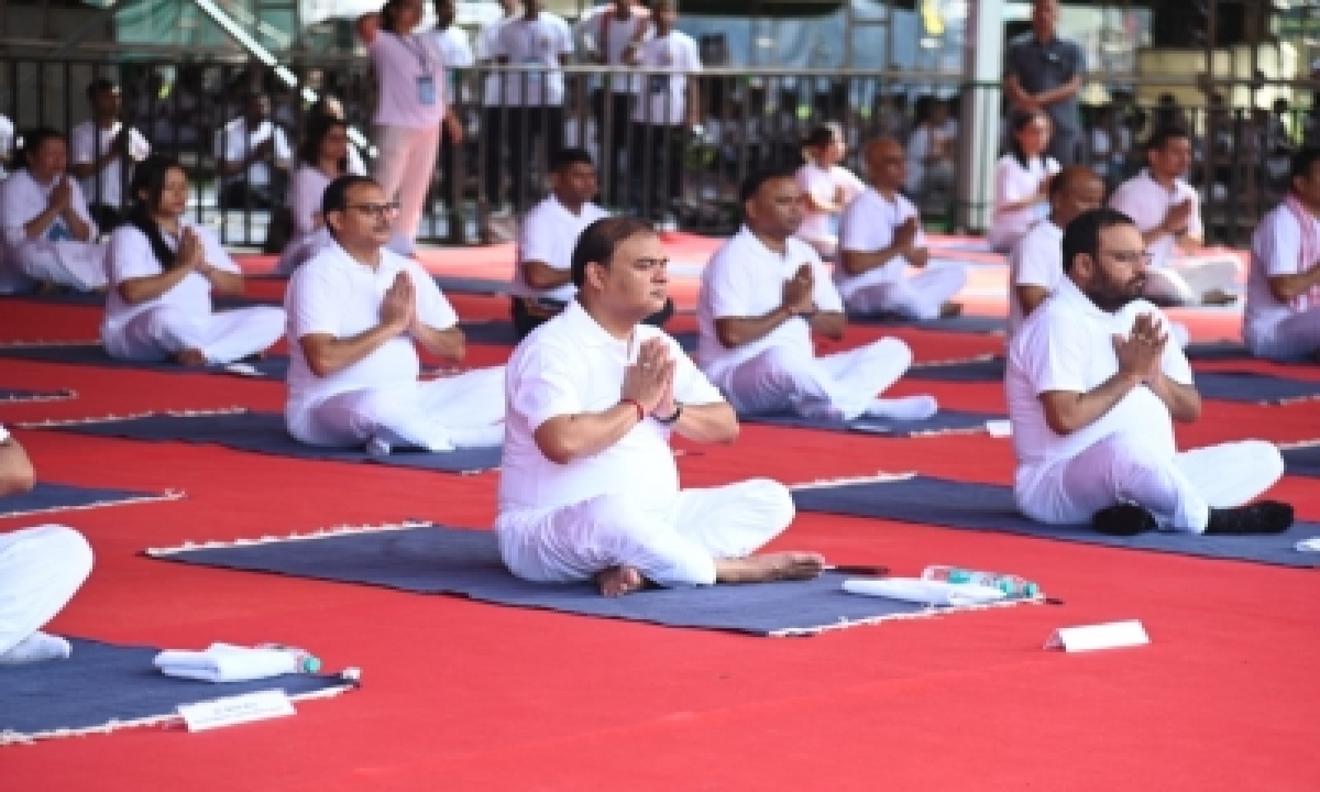  Governors, Cms Join People In Ne To Celebrate International Yoga Day-TeluguStop.com