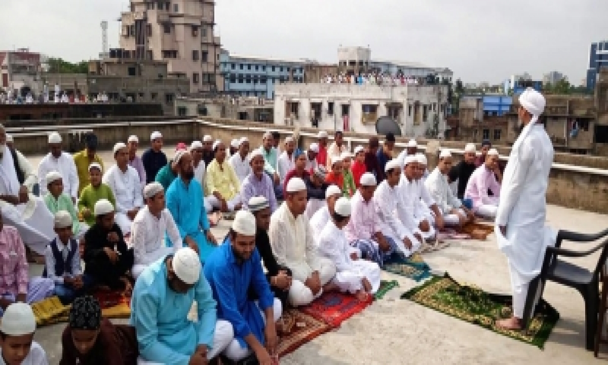  No Eid Prayers In Mosques As Telangana Closes Places Of Worship-TeluguStop.com