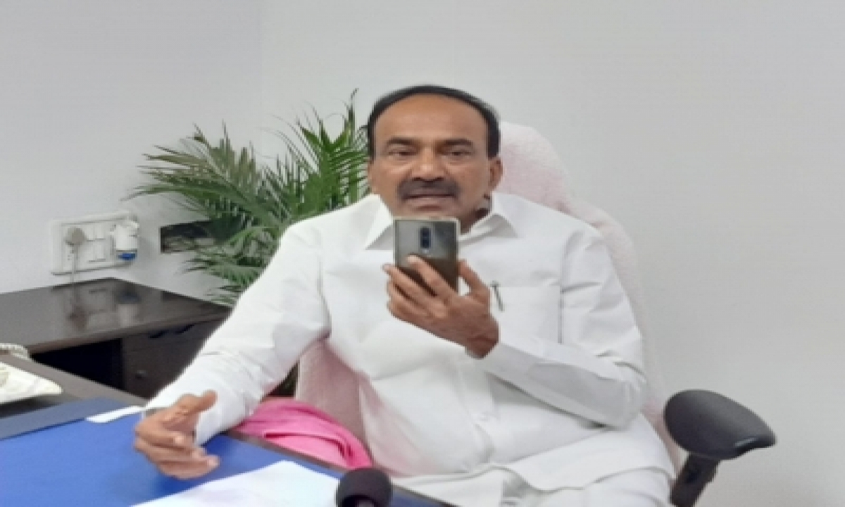  Telangana Health Minister Reviews Covid Preparedness Amid Surge-TeluguStop.com