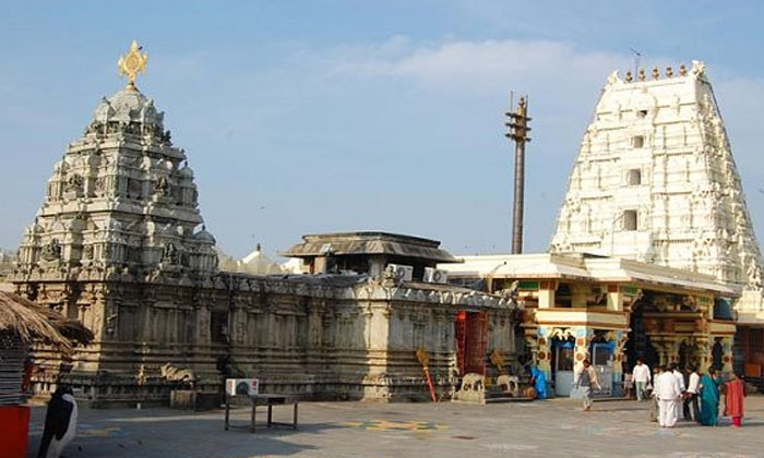 Telugu Evening Time, Indian Tredition, Morning, Temple, Times To Go To The Temple-Telugu Bhakthi Telugu Evening Time, Indian Tredition, Morning, Temple, Times To Go To The Temple-Telugu Bhakthi