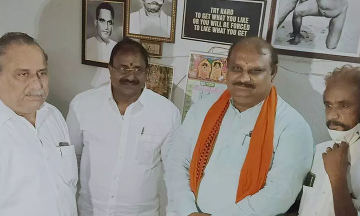 Telugu Ap, Bjp, Caste, Kamma, Kapu, Mudragada Padmanabam, Pavan Kalyan Janasena, Reddy, Somu Veeraju, Tdp, Ysrcp-Telugu Political News Telugu Ap, Bjp, Caste, Kamma, Kapu, Mudragada Padmanabam, Pavan Kalyan Janasena, Reddy, Somu Veeraju, Tdp, Ysrcp-Telugu Political News