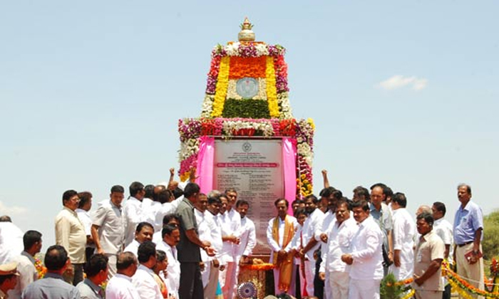 Telugu @cm_kcr, @jaikcr29, @trspartyonline, Palamuru Rangareddy-Telugu Political News Telugu @cm_kcr, @jaikcr29, @trspartyonline, Palamuru Rangareddy-Telugu Political News