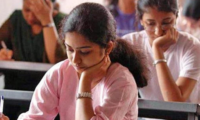 Telugu Amitha Bachhan, Congress, Corona, Roundup, Today Gold Rate, Top20 News, Upsc, Vijay Devarakonda-Latest News English Telugu Amitha Bachhan, Congress, Corona, Roundup, Today Gold Rate, Top20 News, Upsc, Vijay Devarakonda-Latest News English