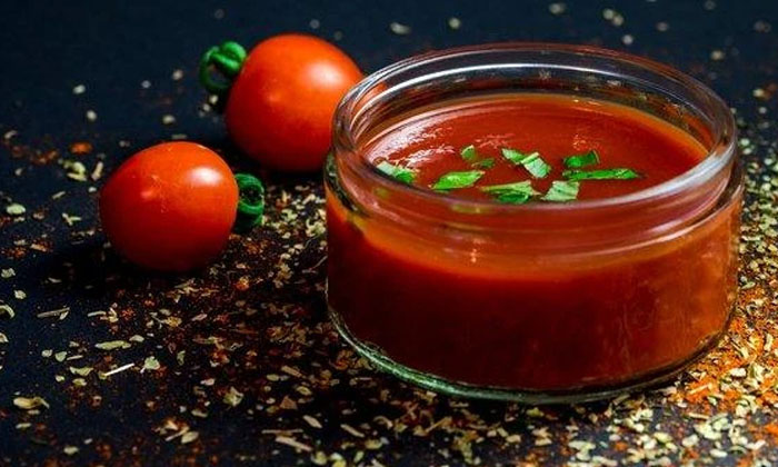 Telugu Eat Tomato Sauce, Good Food, Good Health, Health, Health Tips, Side Effects Of Tomato Sauce, Tomato Sauce, Tomatoes-Telugu Health - తెలుగు హెల్త్ టిప్స్ ,చిట్కాలు Telugu Eat Tomato Sauce, Good Food, Good Health, Health, Health Tips, Side Effects Of Tomato Sauce, Tomato Sauce, Tomatoes-Telugu Health - తెలుగు హెల్త్ టిప్స్ ,చిట్కాలు