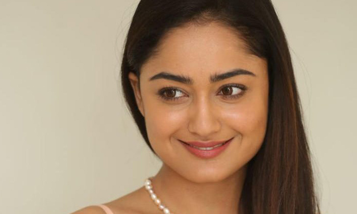 Pic Talk: Tridha Choudhury Beach Bikini Pose - Telugu Ashram Bobby Deol Instagram Posts Romantic Look-TeluguStop