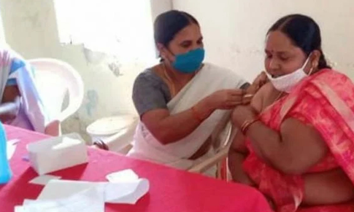  Sarpanch Killed By Vaccin Mutation Rangareddy, Shad Nagar, Keshampet, Lingadhan-TeluguStop.com