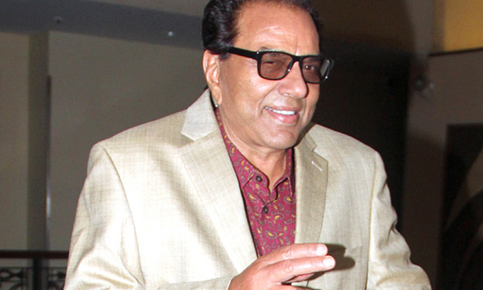Telugu Akshay Kumar, Amitabh, Bollywood Stars, Bomaran Irani, Devanand, Dharmendra, Dilip Kumar, Mithun Chakravarti, Nawazuddin Siddiqui, Rajinikanth-Telugu Stop Exclusive Top Stories Telugu Akshay Kumar, Amitabh, Bollywood Stars, Bomaran Irani, Devanand, Dharmendra, Dilip Kumar, Mithun Chakravarti, Nawazuddin Siddiqui, Rajinikanth-Telugu Stop Exclusive Top Stories
