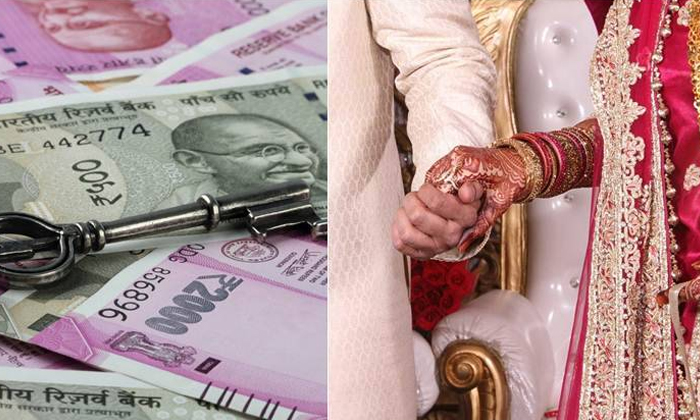 Telugu 10 Lac Dowry, Apachi, Bullet Bike, Dowry, Groom Jumps From Horse, Groom Strips Marriage Dress, Hathras, Marraige, Police, Uttar Pradesh, Viral-Latest News - Telugu Telugu 10 Lac Dowry, Apachi, Bullet Bike, Dowry, Groom Jumps From Horse, Groom Strips Marriage Dress, Hathras, Marraige, Police, Uttar Pradesh, Viral-Latest News - Telugu