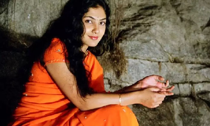 Telugu Heroines-Telugu Stop Exclusive Top Stories Telugu Heroines-Telugu Stop Exclusive Top Stories