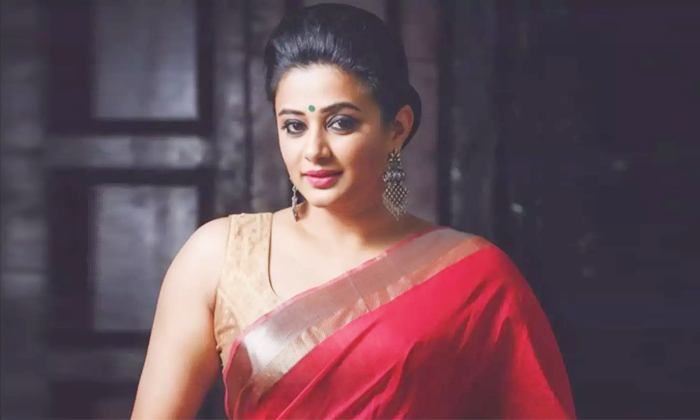 Telugu Fat Shamed, Maidaan, Negative Comments, Netizens Comments, Personal Secrets, Priyamani, Priyamani Insulted, Priyamani Trolled, Tollywood, Virataparvam, Yamadonga Movie-Movie Telugu Fat Shamed, Maidaan, Negative Comments, Netizens Comments, Personal Secrets, Priyamani, Priyamani Insulted, Priyamani Trolled, Tollywood, Virataparvam, Yamadonga Movie-Movie