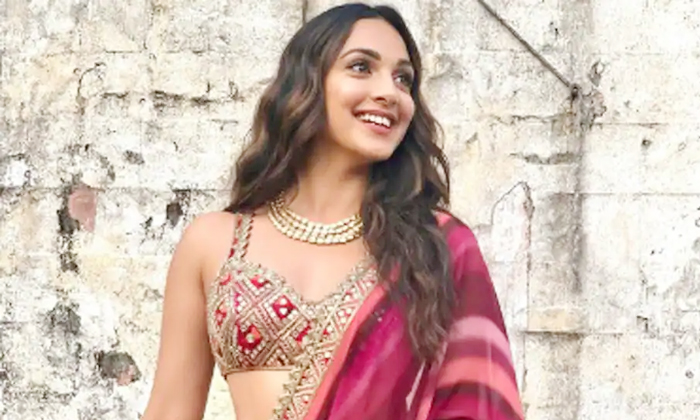 Telugu Arjun Reddy Remake, June Month, Kabeer Singh, Kiara Advani, Kiara Adwani, Kiara Remuneration, Kiara Viral Comments, Lucky Month-Movie Telugu Arjun Reddy Remake, June Month, Kabeer Singh, Kiara Advani, Kiara Adwani, Kiara Remuneration, Kiara Viral Comments, Lucky Month-Movie