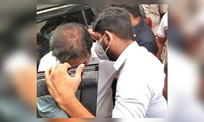Telugu Bjp, Congress, Etela Rajender, Huzurabad Constituency, Kcr, Koushik Reddy, Ktr, Mla, Telangana, Telangana Politics, Trs, Uttam Kumar Reddy-Telugu Political News Telugu Bjp, Congress, Etela Rajender, Huzurabad Constituency, Kcr, Koushik Reddy, Ktr, Mla, Telangana, Telangana Politics, Trs, Uttam Kumar Reddy-Telugu Political News