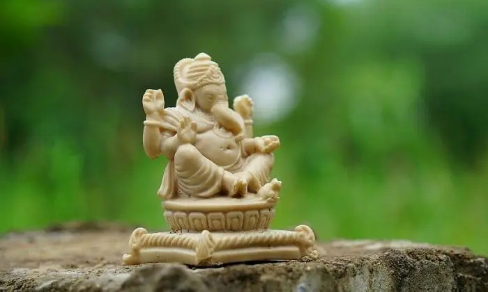 Telugu 3-year-old Boy Swallows 5 Cm Long Ganesha Idol In Bengaluru, Bengaluru, Boy Swallows, Discharged, Endoscopic Operation, Ganesh Idol, Idol, Karnataka, Miraculously, Parenting, Swallows, Vinayaka Idol, Viral News-Latest News - Telugu Telugu 3-year-old Boy Swallows 5 Cm Long Ganesha Idol In Bengaluru, Bengaluru, Boy Swallows, Discharged, Endoscopic Operation, Ganesh Idol, Idol, Karnataka, Miraculously, Parenting, Swallows, Vinayaka Idol, Viral News-Latest News - Telugu
