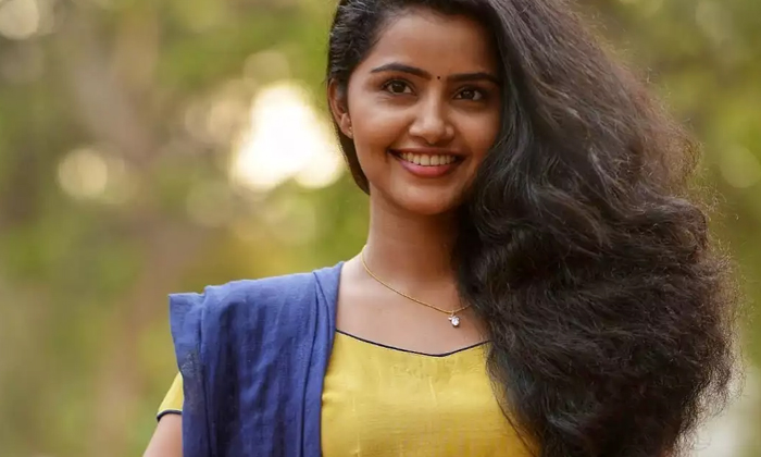Telugu Anupama Parameswaran, Anupama Parameswaran Cute Hd Images, Anupama Parameswaran Films-Movie Telugu Anupama Parameswaran, Anupama Parameswaran Cute Hd Images, Anupama Parameswaran Films-Movie