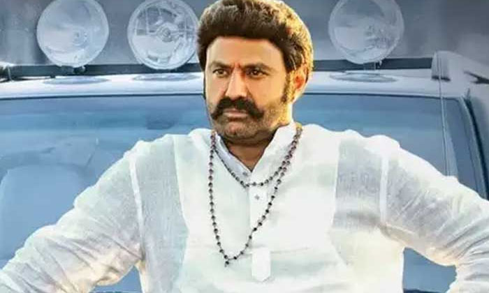 Telugu Annapoorna, Balakrishna, Chandra Mohan, Chiranjeevi Scolded, Krishna District, Tollywood, Why Because-Movie Telugu Annapoorna, Balakrishna, Chandra Mohan, Chiranjeevi Scolded, Krishna District, Tollywood, Why Because-Movie