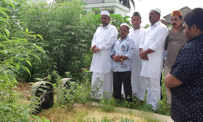 Telugu Bakrid Festival, Bakrid, Bakridfestival, Festival, Goat, Poor, Masjid, Namaz, Prayers, Burial Grounds-Telugu Bhakthi Telugu Bakrid Festival, Bakrid, Bakridfestival, Festival, Goat, Poor, Masjid, Namaz, Prayers, Burial Grounds-Telugu Bhakthi