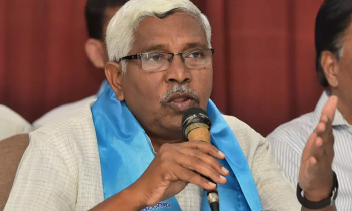 Telugu Ap And Telangana News Headlines, Breaking News, Chirenjeevi, Kodandharam, Mp Raghuramakrishna Reddy, Narendramodi, Roundup, Sabitha Indra Reddy, Today Gold Rate, Top20 News, Vijaysaireddy-Latest News - Telugu Telugu Ap And Telangana News Headlines, Breaking News, Chirenjeevi, Kodandharam, Mp Raghuramakrishna Reddy, Narendramodi, Roundup, Sabitha Indra Reddy, Today Gold Rate, Top20 News, Vijaysaireddy-Latest News - Telugu
