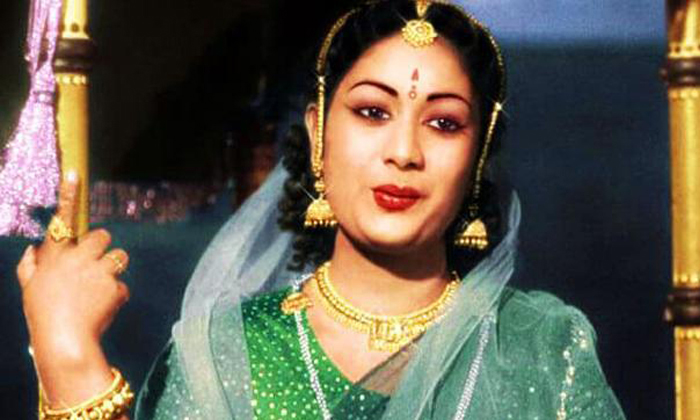 Telugu Anr, Director Lv Prasad, Evergreen Actress, First Photo Still, Mahanati Savitri, Nt Ramarao, Samsaram Movie, Savitri, Still Photographer Nagarajarao, Tollywood-Telugu Stop Exclusive Top Stories Telugu Anr, Director Lv Prasad, Evergreen Actress, First Photo Still, Mahanati Savitri, Nt Ramarao, Samsaram Movie, Savitri, Still Photographer Nagarajarao, Tollywood-Telugu Stop Exclusive Top Stories