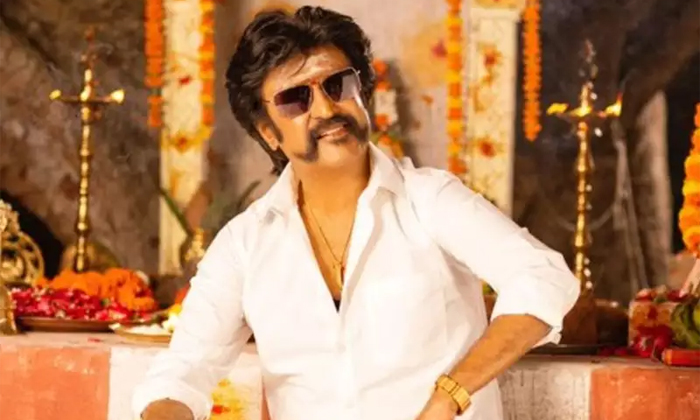 Telugu 100 Fighters, Annathe Movie Update, Annatthe, Corona Second Wave, Keerthy Suresh, Kollywood, Rajinikanth, Rajnikanth Unhealthy, Ready To Risk-Movie Telugu 100 Fighters, Annathe Movie Update, Annatthe, Corona Second Wave, Keerthy Suresh, Kollywood, Rajinikanth, Rajnikanth Unhealthy, Ready To Risk-Movie