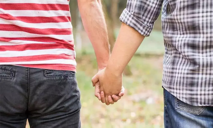 Telugu Bank Employee, Divorce, Dowry, Gay Husband, Harassing Wife, Lgbtq, Police Complaint, Social Media, Three Years Of Marriage, Viral News-Latest News - Telugu Telugu Bank Employee, Divorce, Dowry, Gay Husband, Harassing Wife, Lgbtq, Police Complaint, Social Media, Three Years Of Marriage, Viral News-Latest News - Telugu