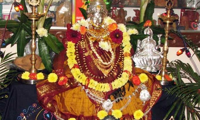 Telugu Festivals, Lakshmi Vratham, Sankatahara Chaturthi, Shravanam Is Auspicious Mustabaina Temples, Sravanam, Sri Krishna Janmashtami, Temples- Telugu Festivals, Lakshmi Vratham, Sankatahara Chaturthi, Shravanam Is Auspicious Mustabaina Temples, Sravanam, Sri Krishna Janmashtami, Temples-
