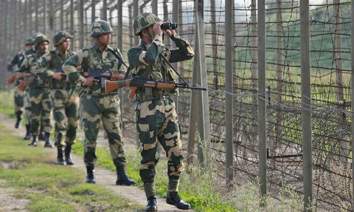 Telugu Ind Pak Border, Kamal Hasan, Phone Number, Piegeons Wing, Pigeon\\'s, Rajasthan, Terrorists, Viral News, Viral Piegeon, Vishwaroopam Movie-Latest News - Telugu Telugu Ind Pak Border, Kamal Hasan, Phone Number, Piegeons Wing, Pigeon\\'s, Rajasthan, Terrorists, Viral News, Viral Piegeon, Vishwaroopam Movie-Latest News - Telugu