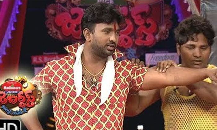 Telugu Adhi, Adra Abhi, Anasuya, Bullet Bhasker, Comedy, Emotional, Jabardasth, Roja, Sudheer, Tollywood-Movie Telugu Adhi, Adra Abhi, Anasuya, Bullet Bhasker, Comedy, Emotional, Jabardasth, Roja, Sudheer, Tollywood-Movie