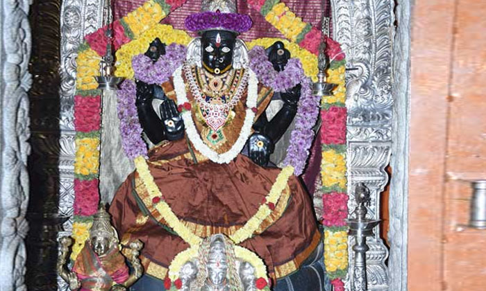  Facts About Kodakanchi Sri Adinarayana Swamy Temple Kodakanchi, Sir Adinarayana Swamy, Sridevi, Bhudevi , Sangareddy , Jinnaram -తెలంగాణ కంచి ఎక్కడ ఉంది.. ఆ ఆలయ ప్రత్యేకత ఏమిటో తెలుసుకుందాం-Latest News - Telugu-Telugu Tollywood Photo Image-TeluguStop.com
