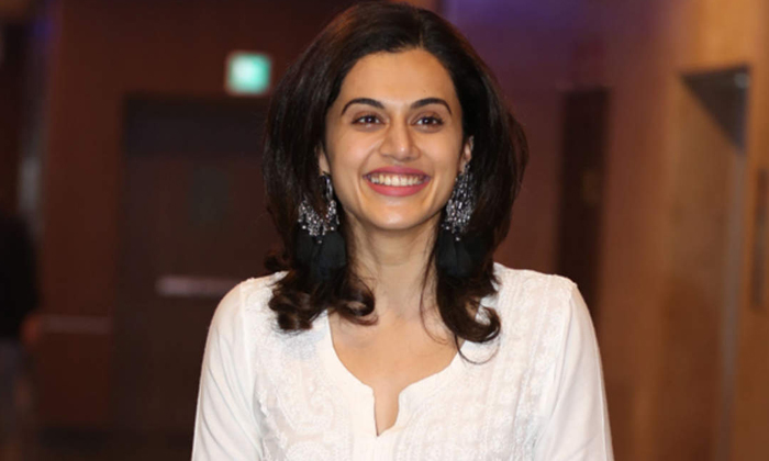 Telugu Tapsee, Tapsee Childhood Photos, Telugu Heroine, Telugu Heroine Tapsee Childhood Photos Viral, Tollywood-Movie Telugu Tapsee, Tapsee Childhood Photos, Telugu Heroine, Telugu Heroine Tapsee Childhood Photos Viral, Tollywood-Movie