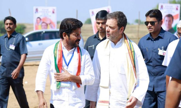 Telugu Amit Shan, Bandi Sanjay, Bandi Sanjay Padayatra, Bjp, Congress, Kcr, Rahul Gandhi, Revanth Reddy, Telangana Politics, Telangana Viyochana Meeting-Telugu Political News Telugu Amit Shan, Bandi Sanjay, Bandi Sanjay Padayatra, Bjp, Congress, Kcr, Rahul Gandhi, Revanth Reddy, Telangana Politics, Telangana Viyochana Meeting-Telugu Political News