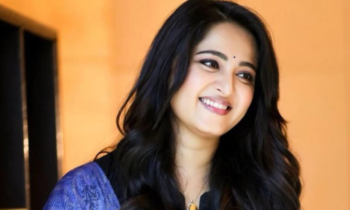 Telugu Anushka Serious Comments, Anushka Shetty, Class On Set, Heroine, Nagarjuna, Purijaganadh, Super Movie, Tollywood-Movie Telugu Anushka Serious Comments, Anushka Shetty, Class On Set, Heroine, Nagarjuna, Purijaganadh, Super Movie, Tollywood-Movie