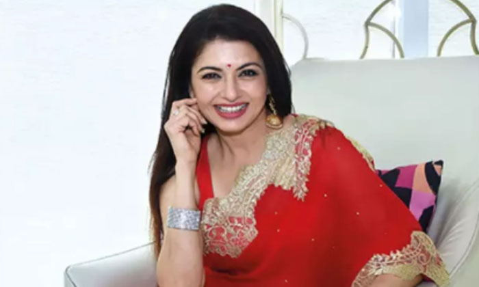 Telugu About Her Role, Bhagyashree, Bollywood, Prabhas, Radhe Shyam, Tollywood-Movie Telugu About Her Role, Bhagyashree, Bollywood, Prabhas, Radhe Shyam, Tollywood-Movie