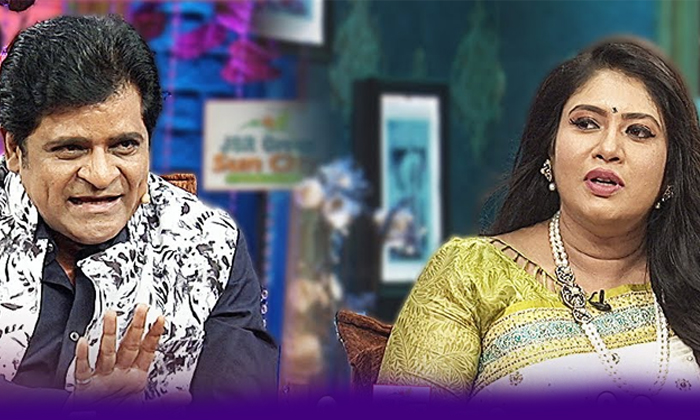 Telugu About Sanghavi, Ali, Alitho Saradaga, Comedian Ali, Husband Director Suresh Varma, Khayyum, Sanghavi, Sanghavi And Khayyum Love Story, Sindhuram Movie Heroine, Snaghavi Marriage, Tollywood-Movie Telugu About Sanghavi, Ali, Alitho Saradaga, Comedian Ali, Husband Director Suresh Varma, Khayyum, Sanghavi, Sanghavi And Khayyum Love Story, Sindhuram Movie Heroine, Snaghavi Marriage, Tollywood-Movie