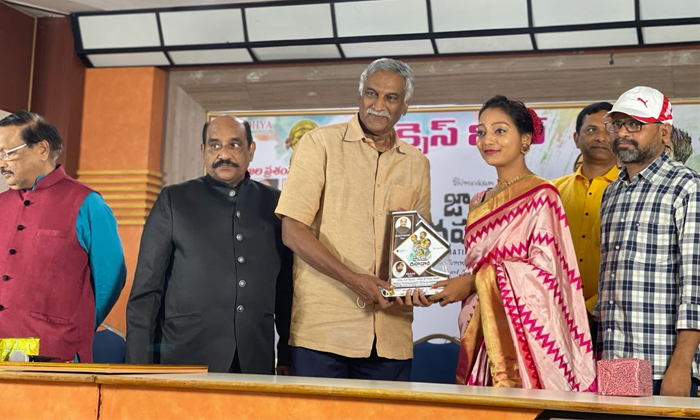 Telugu Director Narasimha Nani, Film Book Of Records, Jateeya Rahadari Movie, Jateeya Rahadari Movie Cast And Crew, Jateeya Rahadari Movie Update, Nandi Awardee, Ramasatyanarayana, Tamma Reddy Bharadwaja, Tollywood-Movie Telugu Director Narasimha Nani, Film Book Of Records, Jateeya Rahadari Movie, Jateeya Rahadari Movie Cast And Crew, Jateeya Rahadari Movie Update, Nandi Awardee, Ramasatyanarayana, Tamma Reddy Bharadwaja, Tollywood-Movie