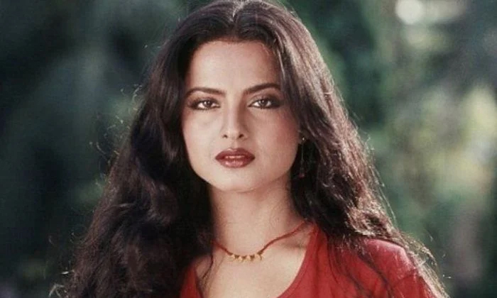 Telugu Sandal, Bollywood, Rekha, Vinod Mehra-Movie Telugu Sandal, Bollywood, Rekha, Vinod Mehra-Movie