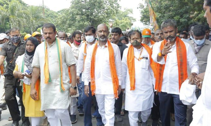 Telugu America, Ap And Telangana News Headlines, Balakrishna, Bandi Sanjay, Breaking News, Disha, India, Jagan, Kcr, Ktr, Manchu Vishnu, Mohan Babu, Roundup, Today Gold Rate, Top20 News-Latest News - Telugu Telugu America, Ap And Telangana News Headlines, Balakrishna, Bandi Sanjay, Breaking News, Disha, India, Jagan, Kcr, Ktr, Manchu Vishnu, Mohan Babu, Roundup, Today Gold Rate, Top20 News-Latest News - Telugu
