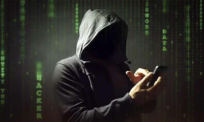 Telugu 6.96 Lakh Rupees, Cheating, Ciber Crime, Cyber Crime, Cyber Fraud, Hyderabad, In The Name Of Police, Msc, Unemployeed-Latest News - Telugu Telugu 6.96 Lakh Rupees, Cheating, Ciber Crime, Cyber Crime, Cyber Fraud, Hyderabad, In The Name Of Police, Msc, Unemployeed-Latest News - Telugu
