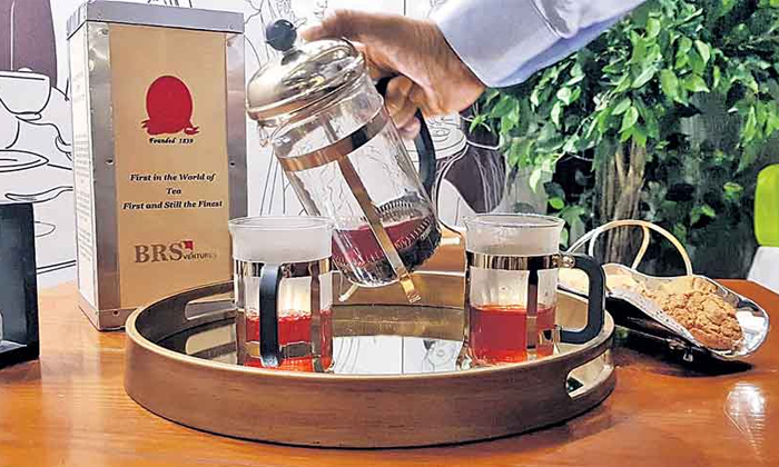 Telugu Assam, Brahmaputra River, Golden Tips, Hyderabad, Hyderabad Chai, Maija Golden Tips Tea, Niloufer Cafes, Rare Tea Powder, Tea Crazy Hyderabad Gets Niloufer Cafes Rs 1000 Tea, Tea Rs.1000-Latest News - Telugu Telugu Assam, Brahmaputra River, Golden Tips, Hyderabad, Hyderabad Chai, Maija Golden Tips Tea, Niloufer Cafes, Rare Tea Powder, Tea Crazy Hyderabad Gets Niloufer Cafes Rs 1000 Tea, Tea Rs.1000-Latest News - Telugu