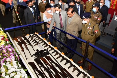  246 Militants Surrender In Assam; Deposit Large Cache Of Arms, Ammunition #surrender #assam-TeluguStop.com