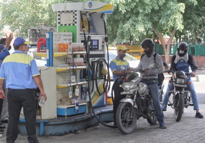  Delhi Govt To Soon Make Puc Certificate Mandatory For Filling Fuel #delhi #certificate-TeluguStop.com