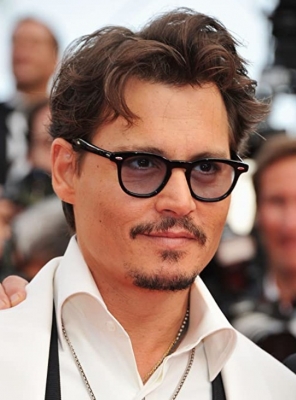  Depp To Play Louis Xv In French Actress-director’s Upcoming Film #depp #louis-TeluguStop.com