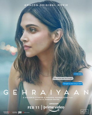  ‘gehraiyaan’: Deepika, Siddhant, Ananya, Dhairya Get Tangled In Complex Web Of Relationships #gehraiyaan #deepika-TeluguStop.com