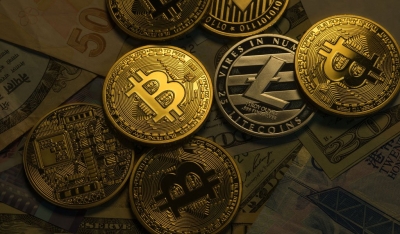  Global Crypto Market Suffers $1 Trillion Loss As Bitcoin Crashes #crypto #suffers-TeluguStop.com