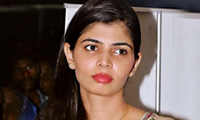 Telugu Aishwarya, Chinmayi, Dhanush, Divorce, Kollywood-Movie Telugu Aishwarya, Chinmayi, Dhanush, Divorce, Kollywood-Movie