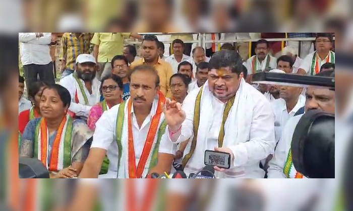Telugu Bandi Sanjay, Bjp, Congress, Delhi, Farmers, Yasangi Paddy-Political