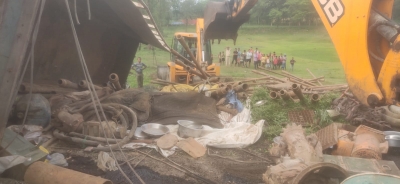  8 Labourers Killed After Truck Overturns In Bihars Purnea-Crime News English-Telugu Tollywood Photo Image-TeluguStop.com
